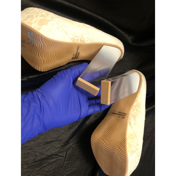 Qupid- Platform Sky Lucite Ombré High Heel Shoes in White Lace & Cream - Picture 7 of 10